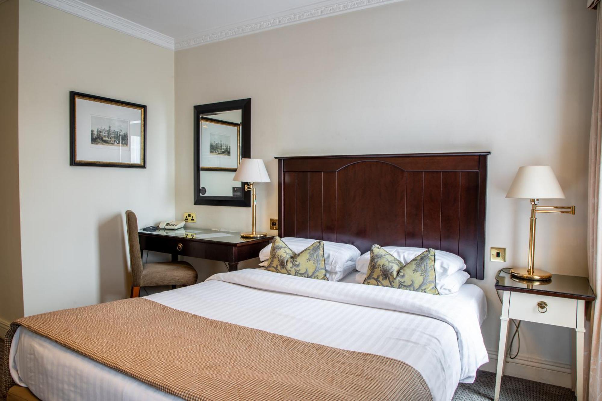 Park House 4*