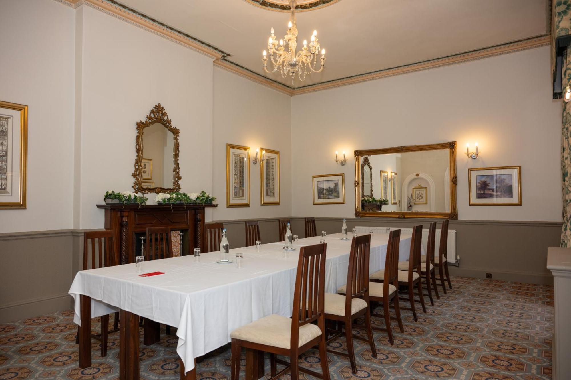 Park House Hotel 4*